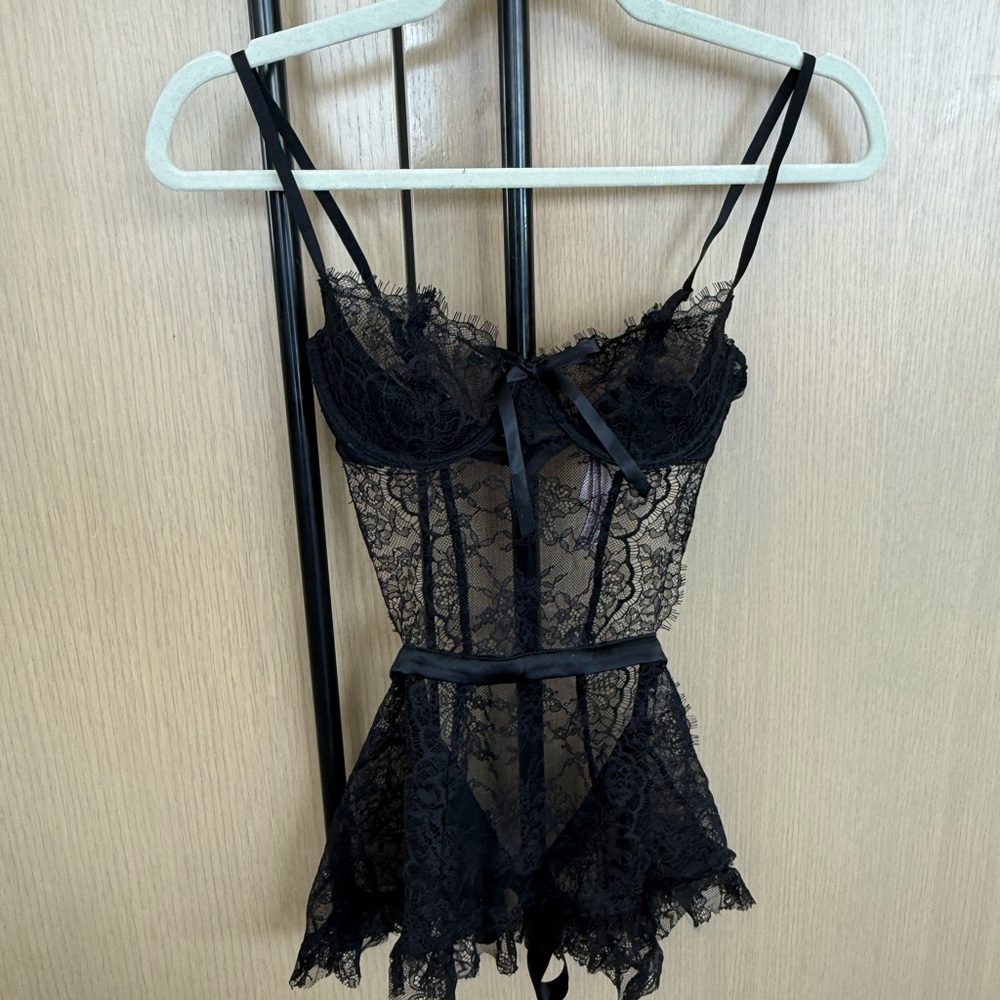 Sexy Victorias Secret Black Lace Lingerie size S